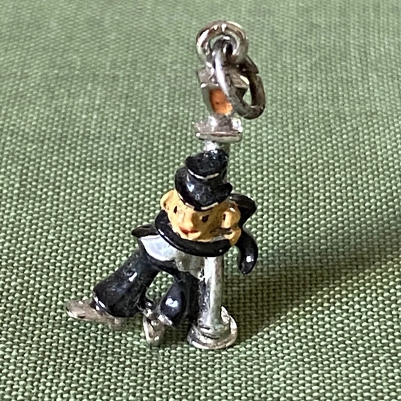 VTG I Sterling Enameled Lush On Lamppost Charm - Picture 7 of 16